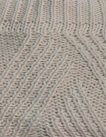 BLUSA ZIG ZAG DECOTE CARECA